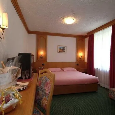 Hotel Intermonti 4*