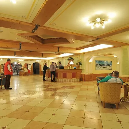 Hotel Intermonti 4*