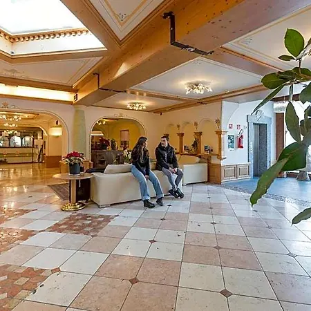 Hotel Intermonti 4*