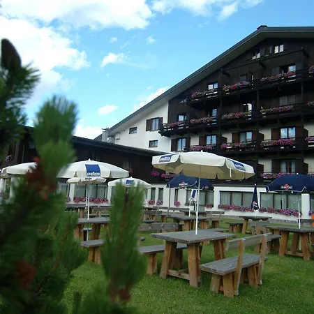 Hotel Intermonti 4*
